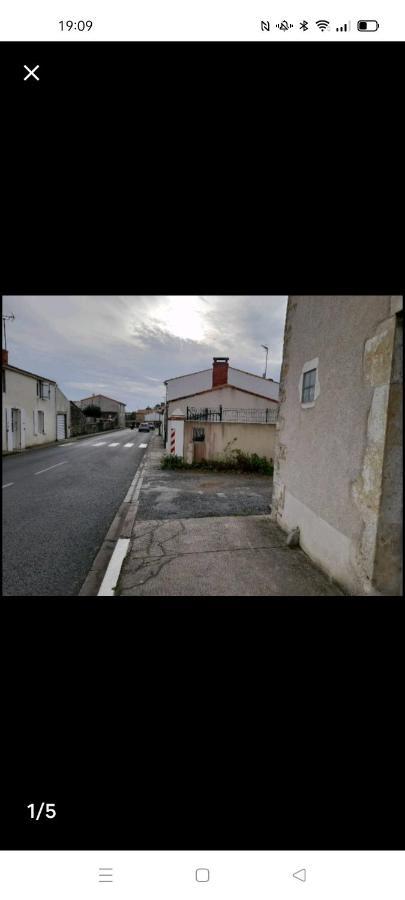 Maisonnee Avec Une Chambre Saint-Michel-en-l'Herm ภายนอก รูปภาพ